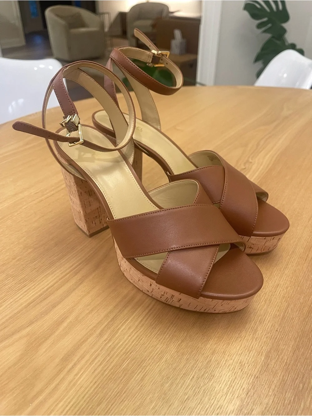 Michael Kors Odette Leather Platform Heels Luggage Brown 10M NEW